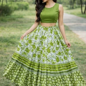 Dream of style Women Floral Print Flared Green, White Skirt